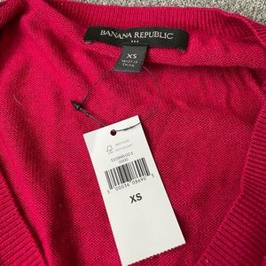 new banana republic v-neck